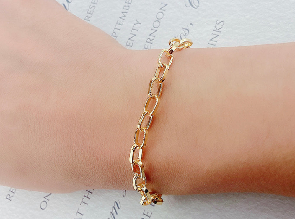 Simple Square Game Bracelet Gold