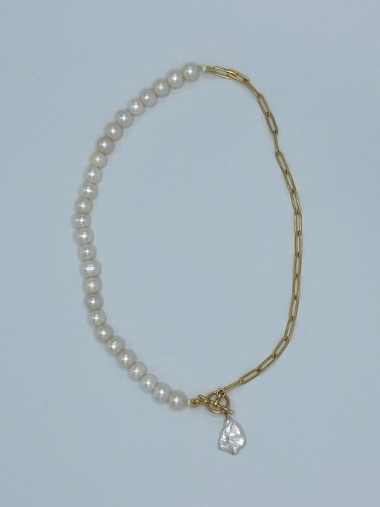 Maria Pearl Necklace, 16"